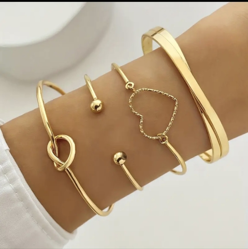 Knotted Love Bangle Set